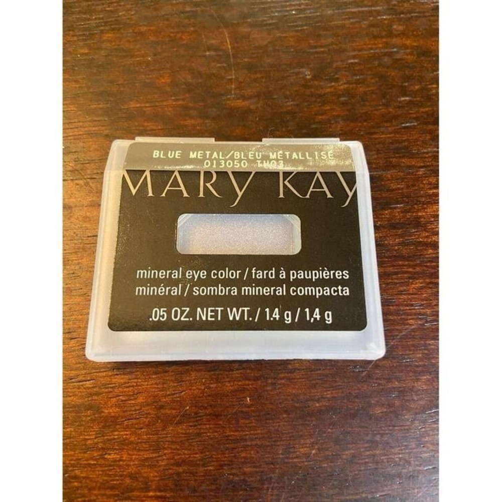 Mary Kay Mineral Eye Color Blue Metal 013050 Shimmer Eyeshadow Pan .05 oz NEW